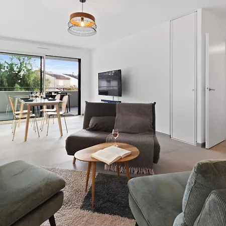 Apartmán The Peaceful - Sea - Pool - 2 Parking Spaces - Terrace Villeneuve-Loubet