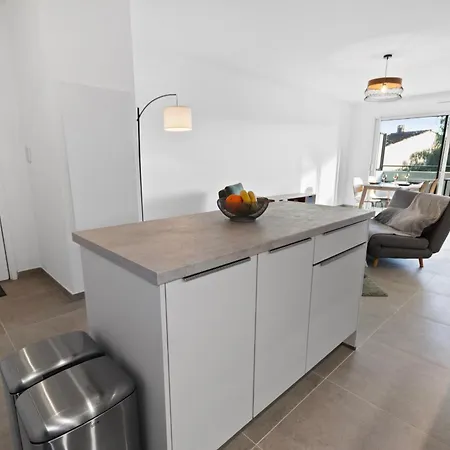 The Peaceful - Sea - Pool - 2 Parking Spaces - Terrace * Villeneuve-Loubet